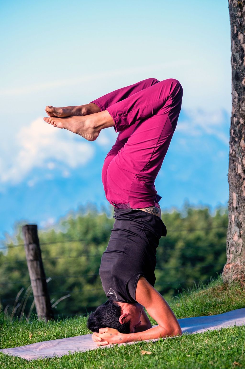Yoga & Trekking al rifugio Burigone