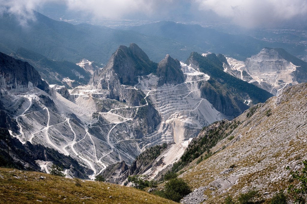 Apuane – le alpi&nbsp;ferite